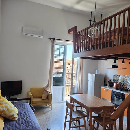 Sunny Flat - Self Apartments تْشيفالو المظهر الخارجي الصورة