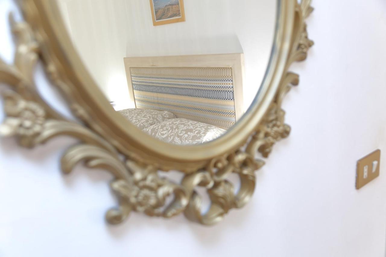 Sunny Flat - Self Apartments تْشيفالو المظهر الخارجي الصورة