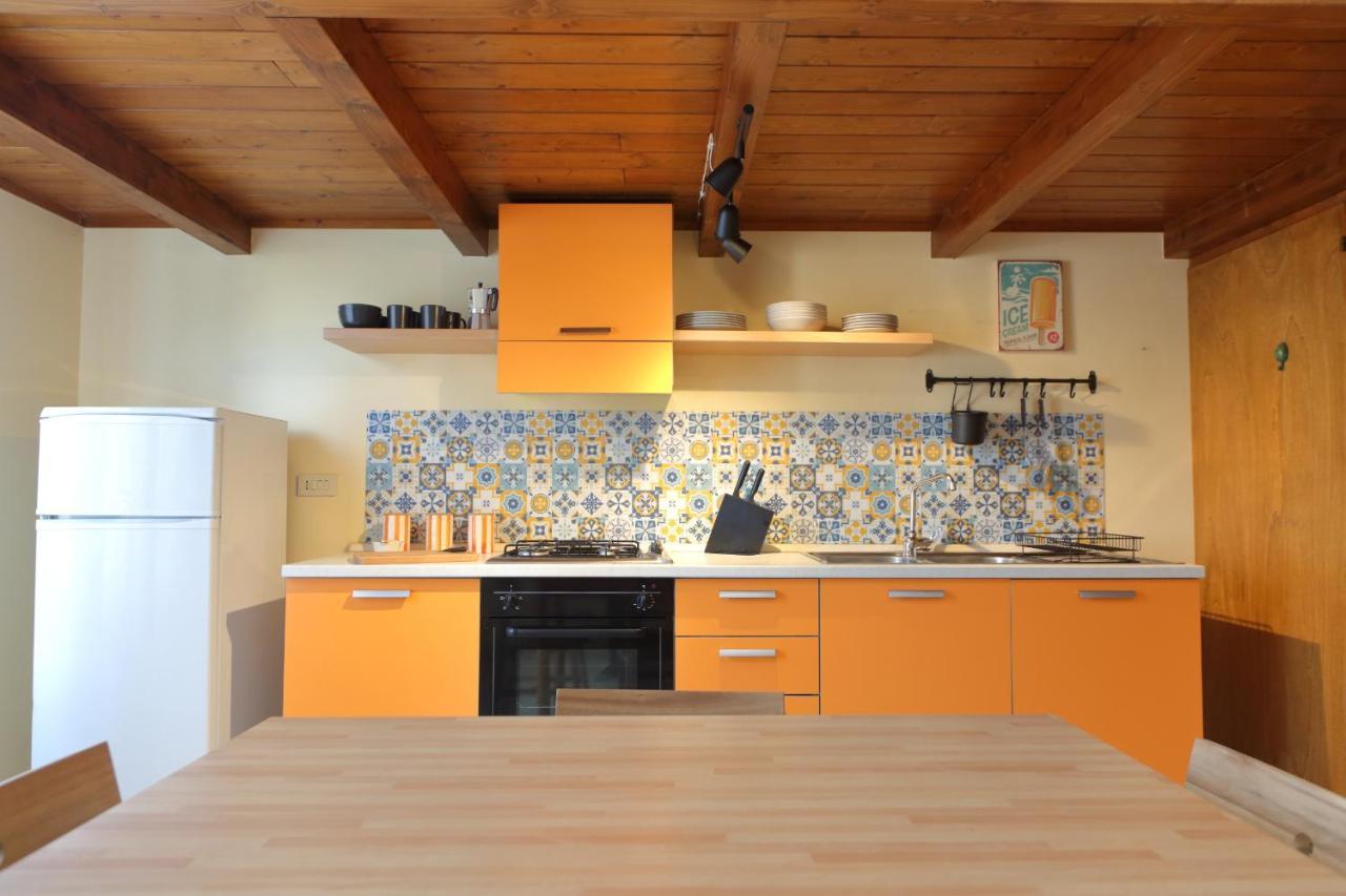 Sunny Flat - Self Apartments تْشيفالو المظهر الخارجي الصورة